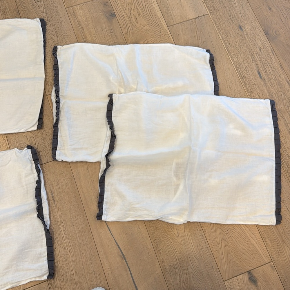 LEVTEX Home Standard Pillow Shams